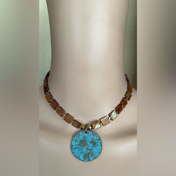 16 inch Mother of Pearl Choker necklace NWOT - Picture 12 of 13